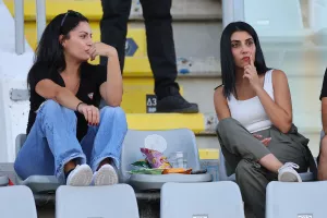 (ΦΩΤΟΣ) Ο κόσμος στο "Στέλιος Κυριακίδης"