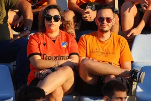 (ΦΩΤΟΣ) Ο κόσμος στο "Στέλιος Κυριακίδης"