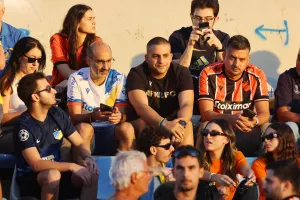(ΦΩΤΟΣ) Ο κόσμος στο "Στέλιος Κυριακίδης"