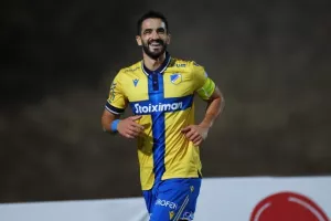 Το ΑΠΟΕΛ πέρασε "αέρας" από την Πάφο! (Τεσσάρα στον Ακρίτα)