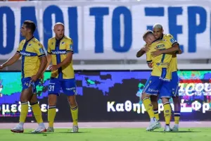 Το ΑΠΟΕΛ πέρασε "αέρας" από την Πάφο! (Τεσσάρα στον Ακρίτα)