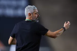 ΑΕΛ/Γαρπόζης