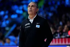 Θρίαμβος της Ελλάδας, με σούπερ Γιάννη (φώτος)