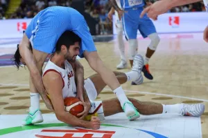 Θρίαμβος της Ελλάδας, με σούπερ Γιάννη (φώτος)