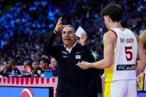 Θρίαμβος της Ελλάδας, με σούπερ Γιάννη (φώτος)