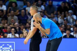 Θρίαμβος της Ελλάδας, με σούπερ Γιάννη (φώτος)