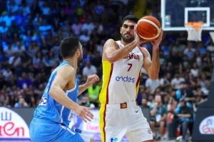 Θρίαμβος της Ελλάδας, με σούπερ Γιάννη (φώτος)