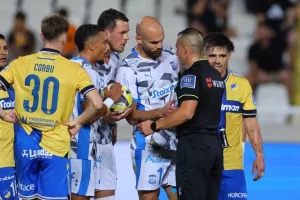 ΑΠΟΕΛ - Απόλλων: Γαλαζοκίτρινο σ' ένα πεντάλεπτο!