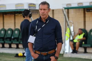 Το ντέρμπι της πρεμιέρας... βάφτηκε "ερυθρόλευκο"! (Φώτος)