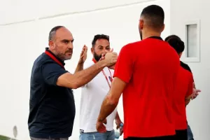 Το ντέρμπι της πρεμιέρας... βάφτηκε "ερυθρόλευκο"! (Φώτος)