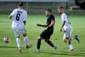 Το ντέρμπι της πρεμιέρας... βάφτηκε "ερυθρόλευκο"! (Φώτος)