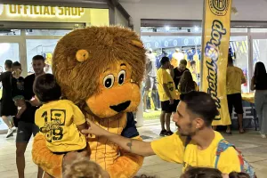 Ασταμάτητα κλικς με τον Λέοντα 
