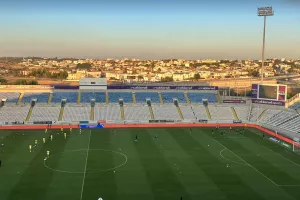 Οι εντεκάδες στο Ολυμπιακός-Freedom 24 Krasava ΕΝΥ