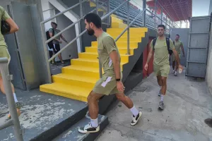 ΦΩΤΟΣ / Η άφιξη της ΑΕΚ