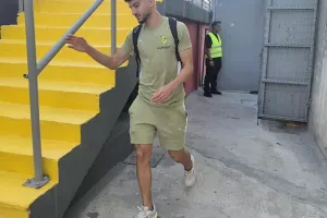 ΦΩΤΟΣ / Η άφιξη της ΑΕΚ