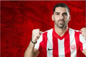 Το ερυθρόλευκο "23"