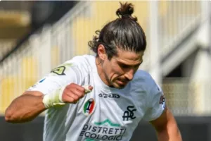 «Θέλω να επιστρέψω στην Serie A με την Μπάρι»