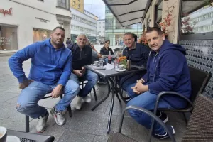 Οι υπεύθυνοι των ΜΜΕ... στην Αυστρία 