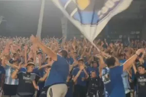 Παφίτες... τρελαμένοι: "Με ένα όνειρο τρελό, η Πάφος να σηκώσει το Ευρωπαϊκό" (Βίντεο Kerkida)