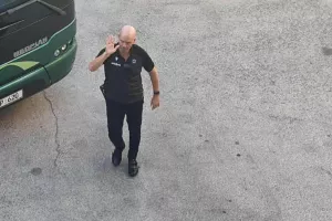 Χαιρέτησε ο κόουτς