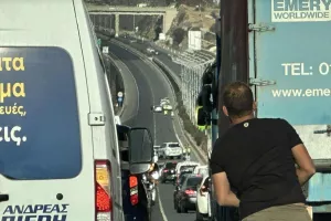 Σοβαρό τροχαίο στον αυτοκινητόδρομο Πάφου – Λεμεσού, μετά την έξοδο Καντού (Φώτος)