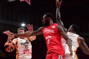 Η πρώτη εμφάνιση των νεοφερμένων του Ολυμπιακού με τα «ερυθρόλευκα»