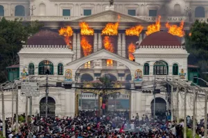 Η χειρότερη αναταραχή των τελευταίων δεκαετιών στο Νεπάλ (βίντεο)
