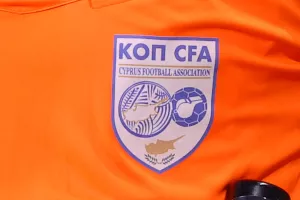 KANENA σοβαρό λάθος
