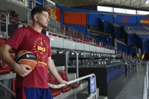 Πάρα: «Η Μπαρτσελόνα πρέπει να κερδίζει πάντα τίτλους, θα είναι μία καλή σεζόν»