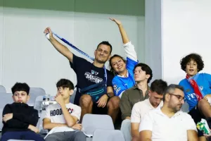 Φωτορεπορτάζ/ Ο κόσμος στο "Αλφαμέγα"