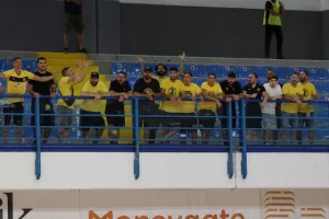 Η ΑΕΛ νίκησε την Ομόνοια και πήρε την...κούπα! (Φώτος)