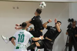 Η ΑΕΛ νίκησε την Ομόνοια και πήρε την...κούπα! (Φώτος)