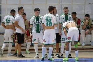 Η ΑΕΛ νίκησε την Ομόνοια και πήρε την...κούπα! (Φώτος)
