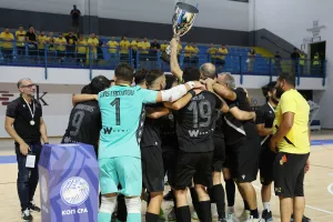 Η ΑΕΛ νίκησε την Ομόνοια και πήρε την...κούπα! (Φώτος)
