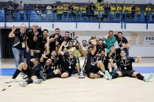 Η ΑΕΛ νίκησε την Ομόνοια και πήρε την...κούπα! (Φώτος)