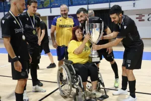 Η ΑΕΛ νίκησε την Ομόνοια και πήρε την...κούπα! (Φώτος)