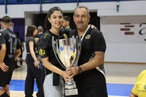 Η ΑΕΛ νίκησε την Ομόνοια και πήρε την...κούπα! (Φώτος)