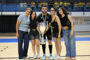 Η ΑΕΛ νίκησε την Ομόνοια και πήρε την...κούπα! (Φώτος)