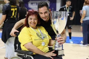 Η ΑΕΛ νίκησε την Ομόνοια και πήρε την...κούπα! (Φώτος)