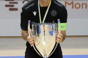 Η ΑΕΛ νίκησε την Ομόνοια και πήρε την...κούπα! (Φώτος)