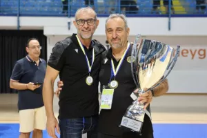 Η ΑΕΛ νίκησε την Ομόνοια και πήρε την...κούπα! (Φώτος)
