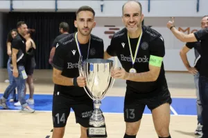 Η ΑΕΛ νίκησε την Ομόνοια και πήρε την...κούπα! (Φώτος)