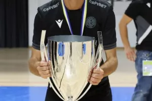 Η ΑΕΛ νίκησε την Ομόνοια και πήρε την...κούπα! (Φώτος)