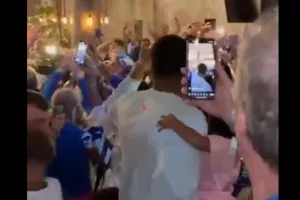 (Βίντεο) Μαγικές στιγμές στο ξενοδοχείο της Ελλάδας!