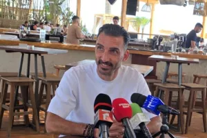 "Η νοοτροπία του Μάντζιου είναι να παίξουμε ποδόσφαιρο-Πολύ δύσκολος αγώνας για τη Ρουμανία"