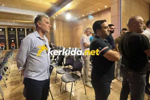 Παρακολούθησε... Παπασταύρου