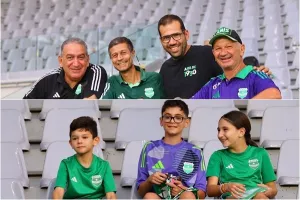 Χαμόγελα... μικροί και μεγάλοι!