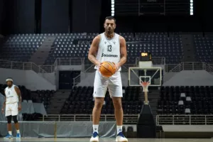 ΠΑΟΚ: «Μέσα» ο Ζάρας, επανέρχεται ο Τζόουνς, ατομικό ο Κόνιαρης πριν το νέο φιλικό