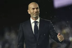 Ζιντάν: “Μπορώ να καταφέρω κάτι με την εθνική Γαλλίας, θα το έκανα μια μέρα”