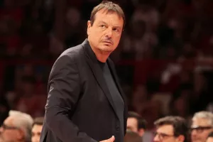Αταμάν για την απουσία του Ναν: “Ήταν μία έκπληξη για εμένα, μου το είπαν σήμερα”